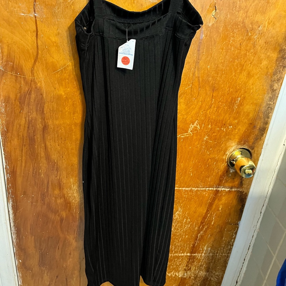 All black dress